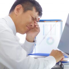 睡眠不足
